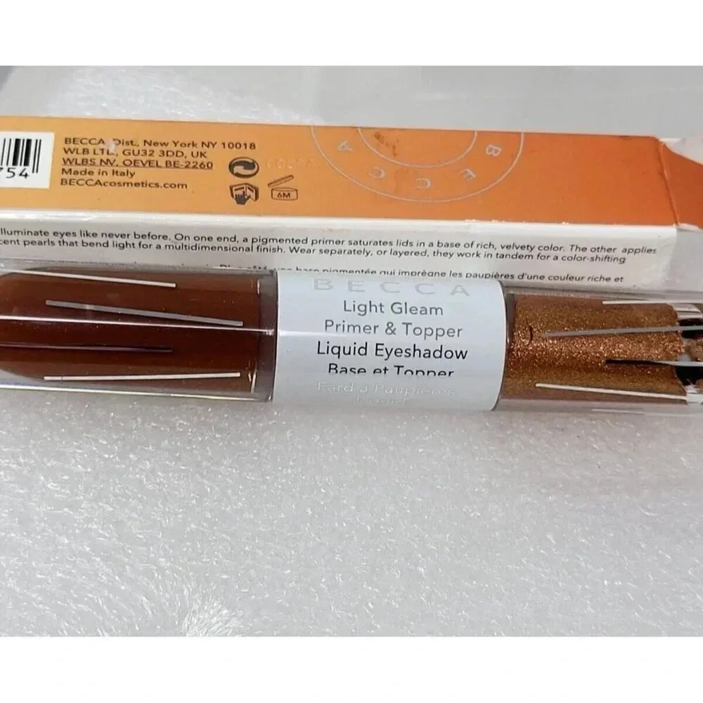BECCA Light Gleam Primer & Topper Liquid Eyeshadow .12 fl oz red star